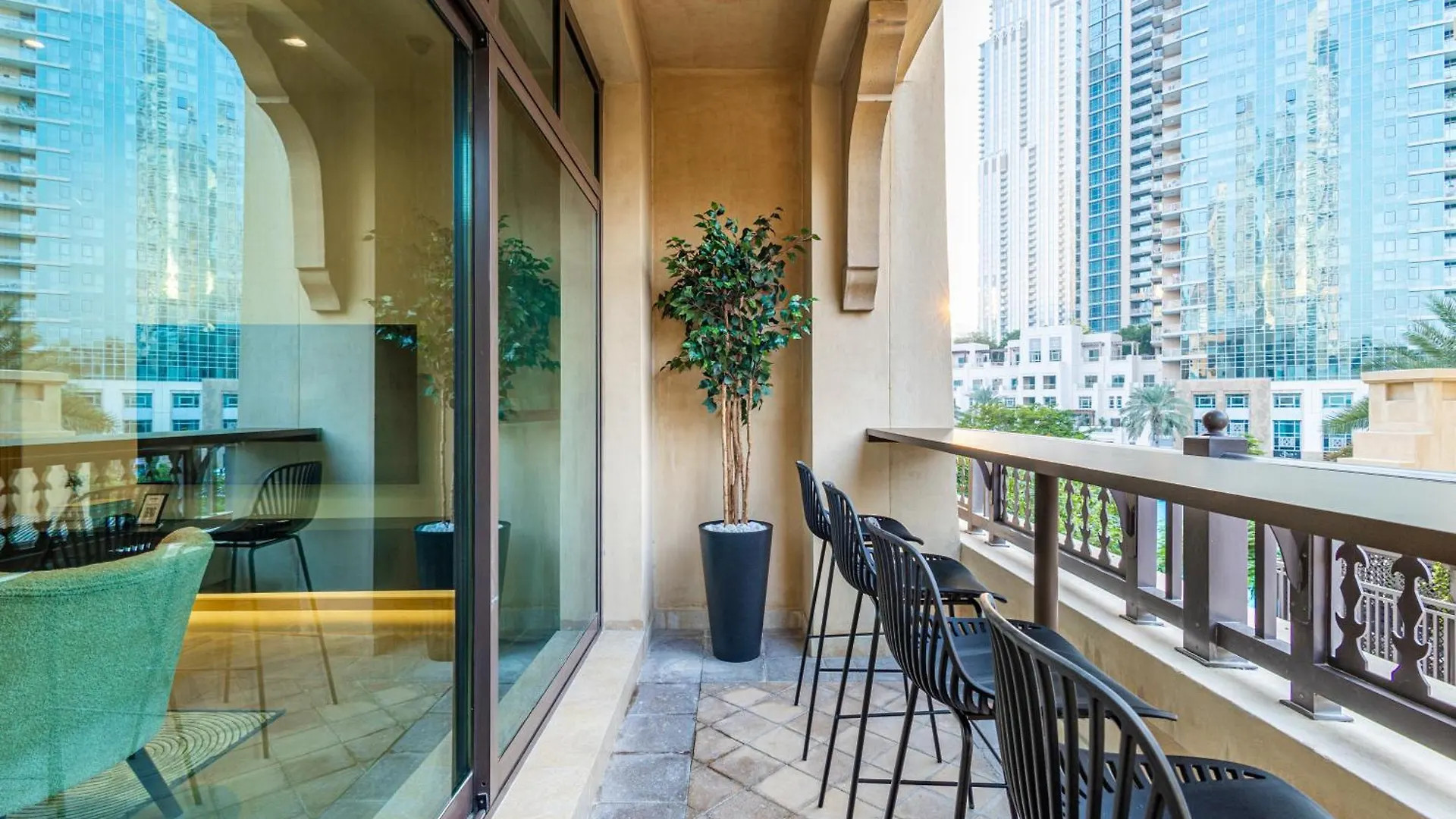 Upgraded 1Br Retreat With Iconic Burj Khalifa Views Apartment Dubai United Arab Emirates