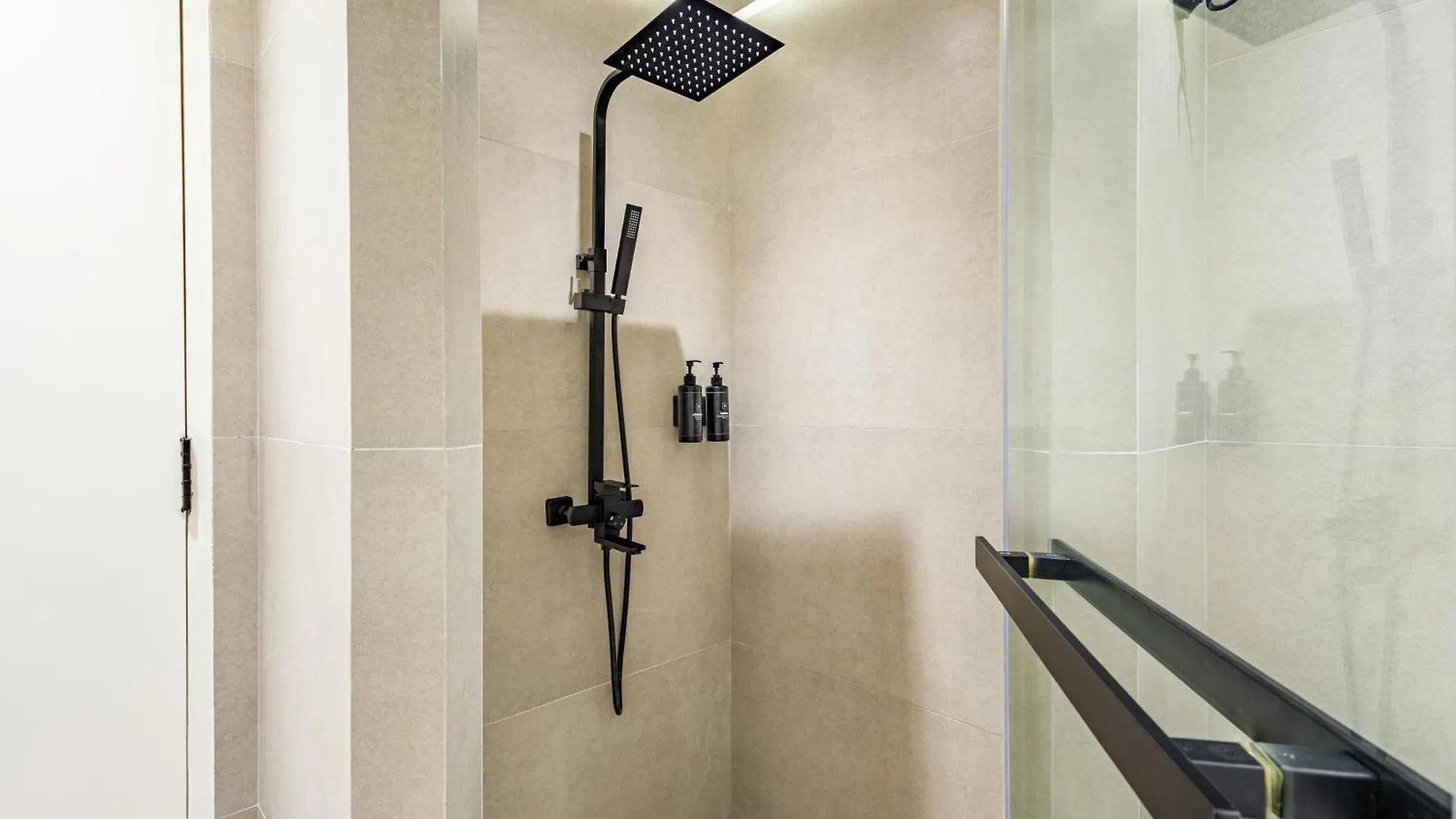 Apartament Upgraded 1Br Retreat With Iconic Burj Khalifa Views Dubaj Zjednoczone Emiraty Arabskie